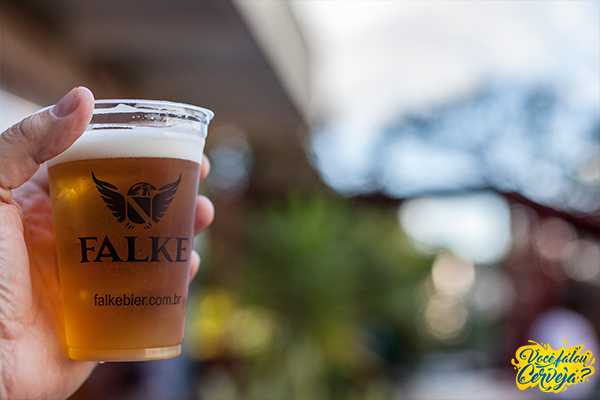 Leia mais sobre o artigo Fly Away: Falke Bier lança sua primeira Brüt IPA