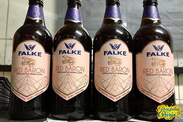 Leia mais sobre o artigo Falke Bier lança Red Baron em garrafa em 2018