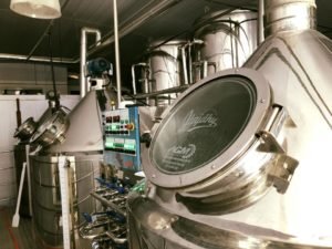 Leia mais sobre o artigo Cervejaria Itajahy leva 950 litros de álcool 70 para entidades do litoral catarinense