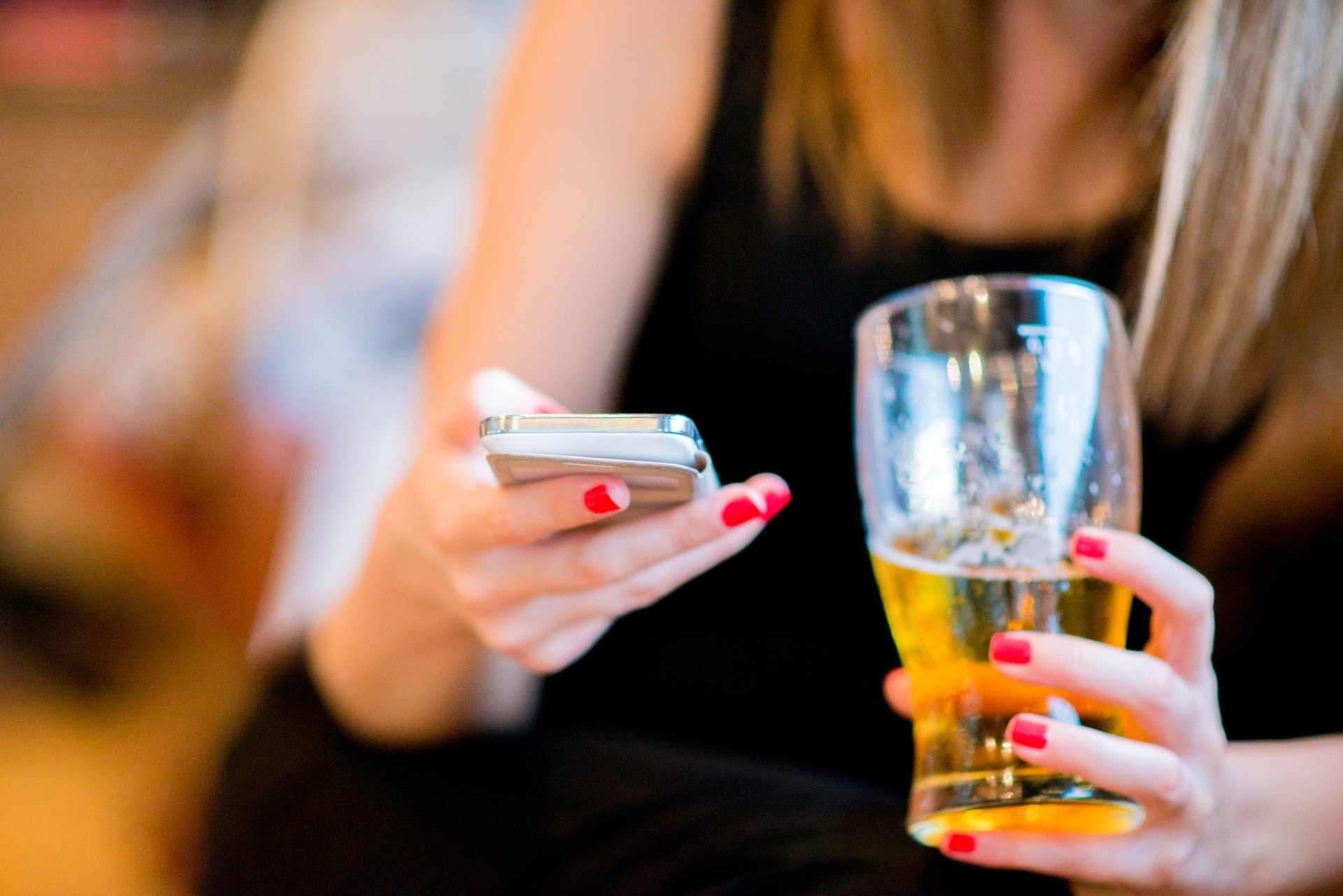 Leia mais sobre o artigo Aplicativos e redes sociais impulsionam cultura cervejeira