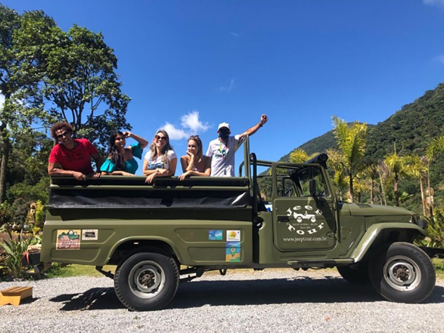 Leia mais sobre o artigo Influenciadores digitais visitam pontos turísticos de Petrópolis