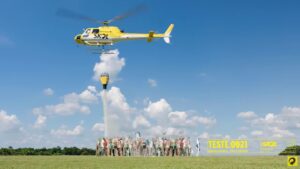 Leia mais sobre o artigo Skol testa helicóptero que faz chover em aglomerações no Carnaval