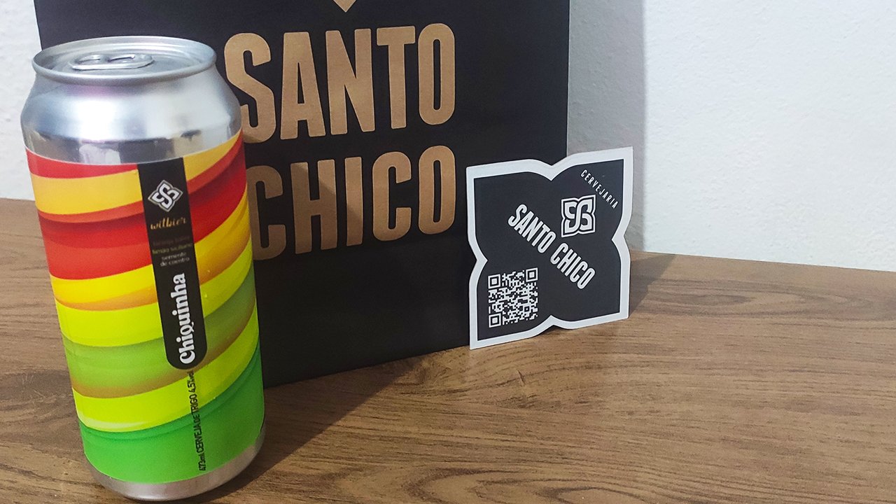 Witbier Santo Chico chega colorida, para celebrar e divertir - Você Falou Cerveja - Blog Cervejeiro