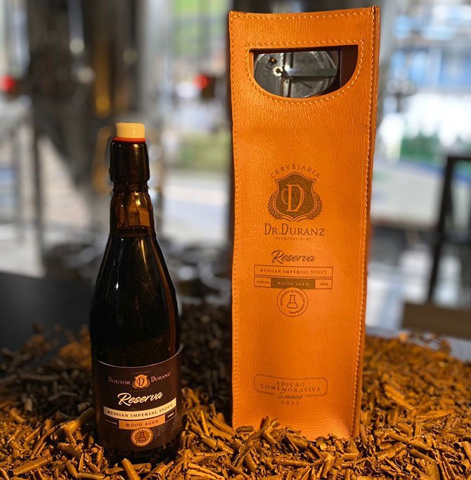 Leia mais sobre o artigo Doutor Duranz lança Russian Imperial Stout – Reserva Wood Aged 2021