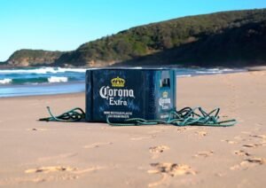 Leia mais sobre o artigo Para reduzir lixo, cerveja Corona lança long neck retornável