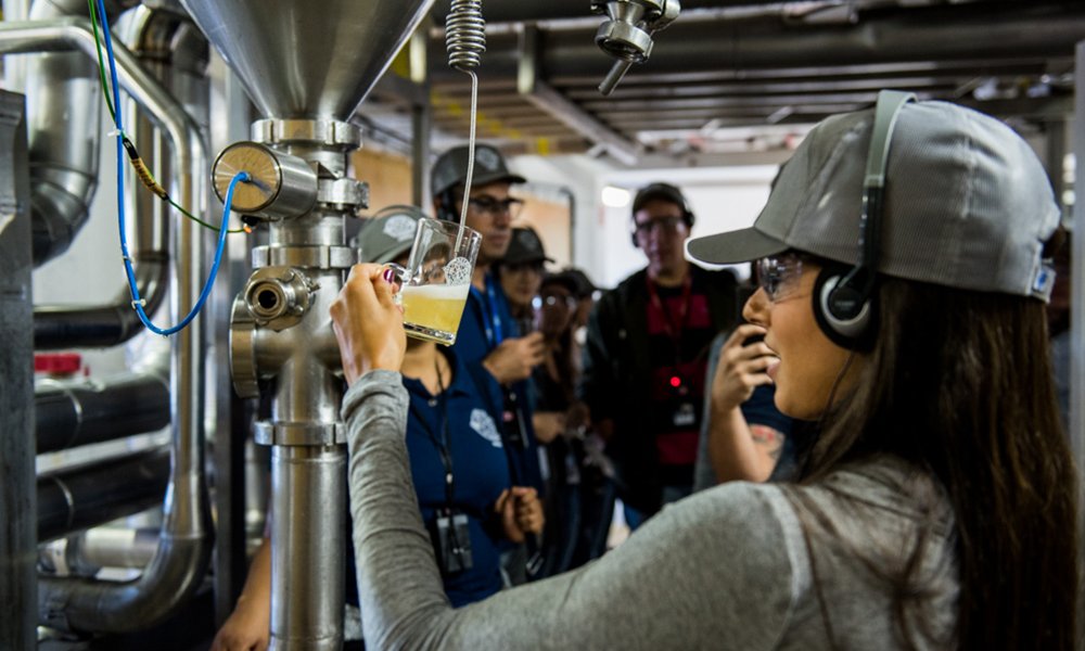 Leia mais sobre o artigo Ambev reabre os beer tours gratuitos em suas cervejarias