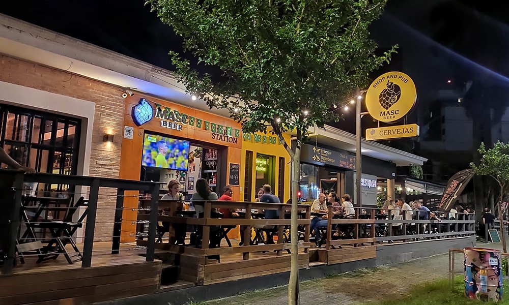 Leia mais sobre o artigo Pub curitibano revela os segredos das cervejarias artesanais