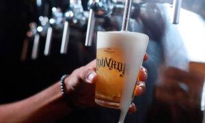 Leia mais sobre o artigo Cervejaria Louvada faz happy hour especial para os 304 anos de Cuiabá