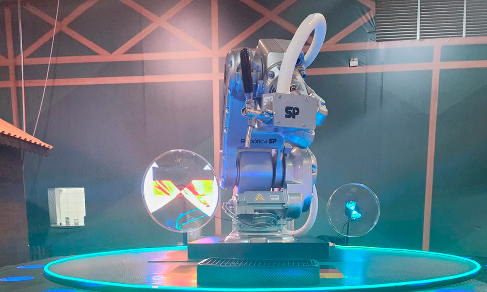 Prosit VIP inova e apresenta Robô Cervejeiro na Oktoberfest Blumenau 2023 - Você Falou Cerveja - Blog Cervejeiro