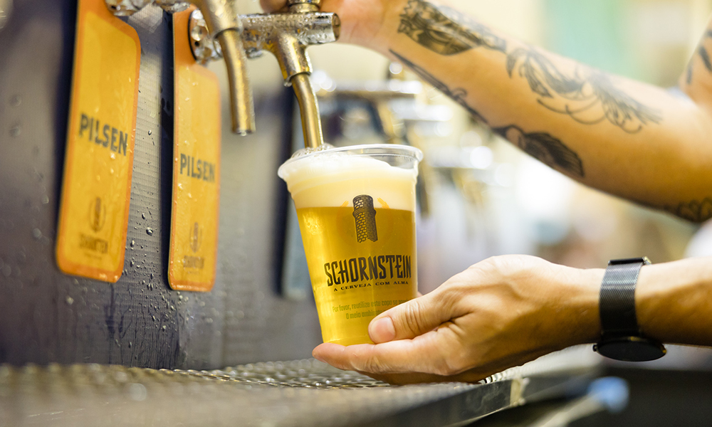 Leia mais sobre o artigo Schornstein produz 35 mil litros de chope para a 39ª Festa Pomerana