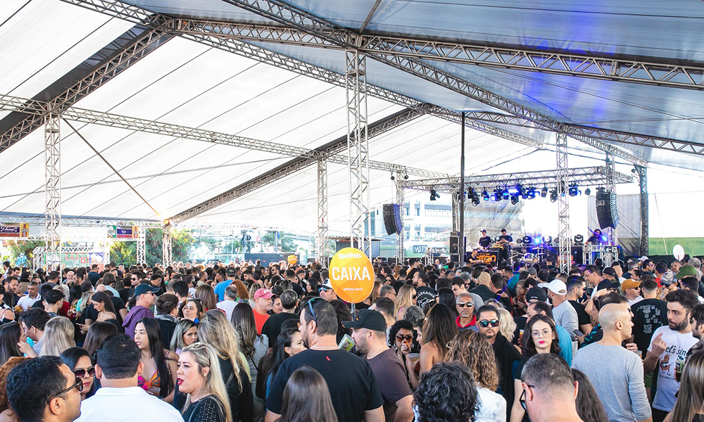 Leia mais sobre o artigo Circuito Cervejeiro reúne as mais premiadas cervejarias de Minas Gerais com comidas de boteco e churrasco no Mirante Meet