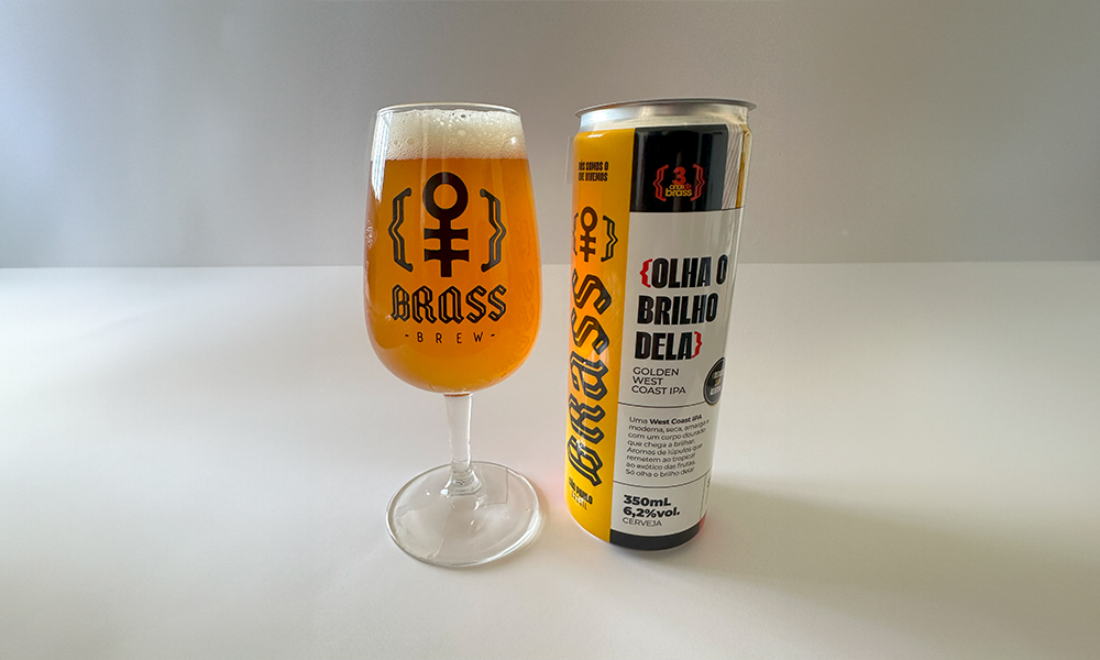 Leia mais sobre o artigo Brass Brew inicia novo ciclo com lançamento da  West Coast ‘Olha o Brilho Dela’