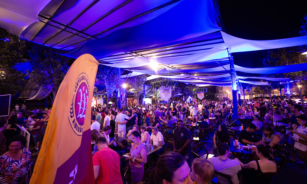 Leia mais sobre o artigo Oktoberfest Ribeirão 2024 acontece nesta semana, no Parque Raya