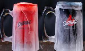 Leia mais sobre o artigo Detroit American Steakhouse lança chope vermelho e preto especial para o Halloween
