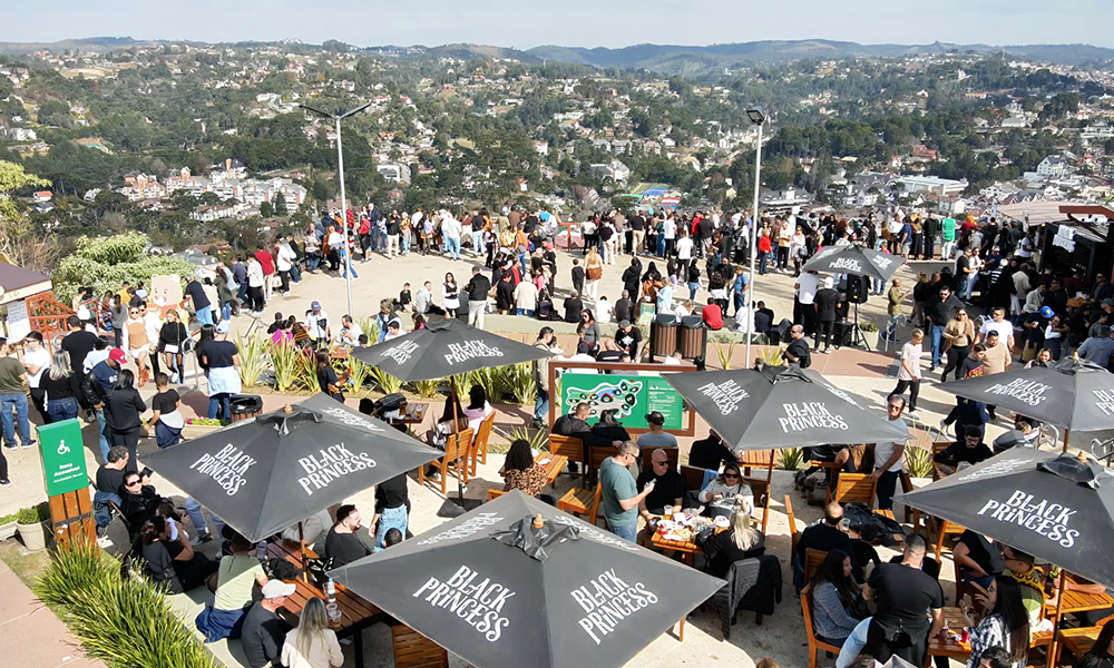 Leia mais sobre o artigo Oktoberfest Campos do Jordão espera 30 mil visitantes