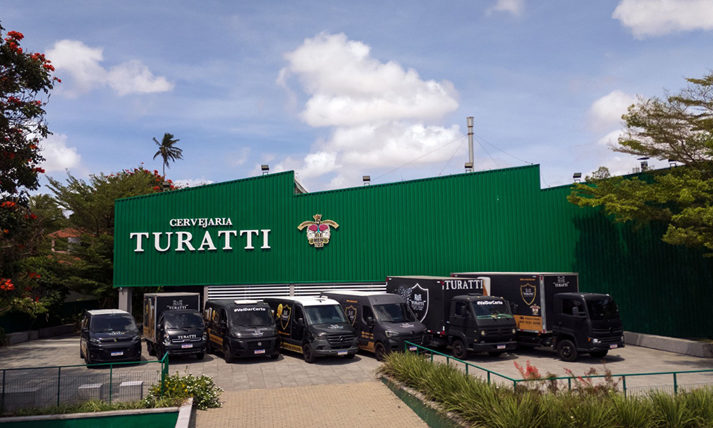 Leia mais sobre o artigo Cervejaria Turatti e Fortaleza Esporte Clube firmam parceria para lançamento de rótulos exclusivos