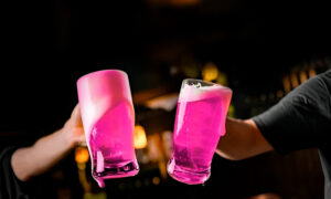 Leia mais sobre o artigo Rua 24 Horas celebra o Mês da Mulher com chope rosa