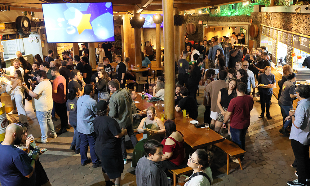 Leia mais sobre o artigo Toca do Urso, bar icônico anexo à cervejaria Colorado, reabre ampliando a proposta original