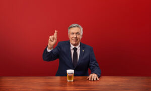 Leia mais sobre o artigo Brahma usa Ancelotti para reacender sonho do Hexa