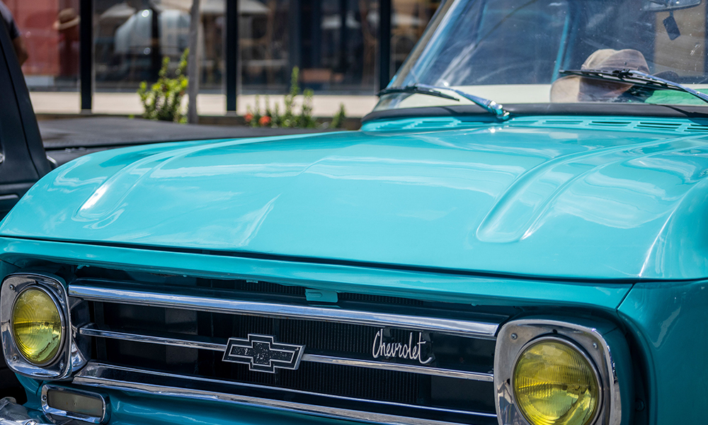 Leia mais sobre o artigo Segunda edição do Old Car Experience Rock Porks reúne amantes de carros antigos em BH