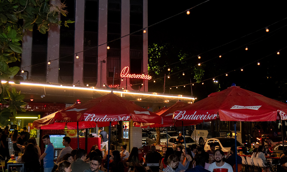 Leia mais sobre o artigo Porks e Quermesse: O refúgio do Carnaval na Tiradentes