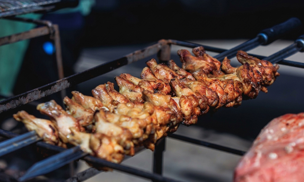 Festival NA BRASA BBQ - ON THE ROAD une o melhor do churrasco e carros antigos em Belo Horizonte - Você Falou Cerveja - Blog Cervejeiro