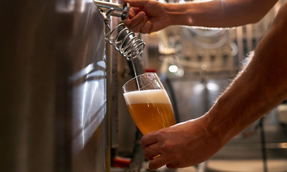 Calor Extremo Eleva Produção e Pressão por Eficiência na Indústria de Bebidas